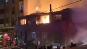 Gaziosmanpaşa'da İki Bina Yangını: Mahalle Sakinleri Tarih Yazıyor