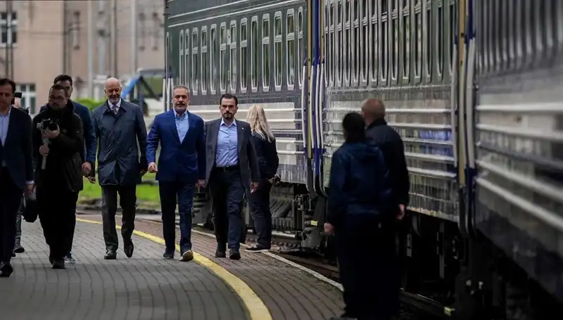 Dışişleri Bakanı Fidan, Ukrayna Ziyareti Sonrası Stratejik Temasları Değerlendirdi