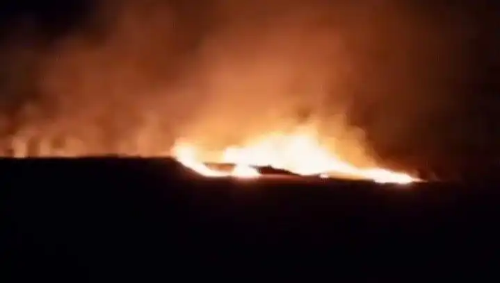 20 Dönüm Tarım Arazisi Alev Alev Yandı, Çiftçiler Şokta!