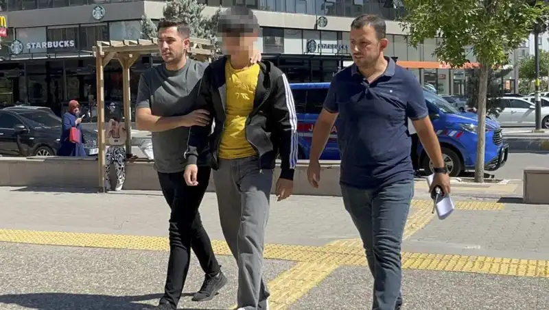 Tartışma Kanlı Bitti: Genç Kardeş Ağabeyini Bıçakladı