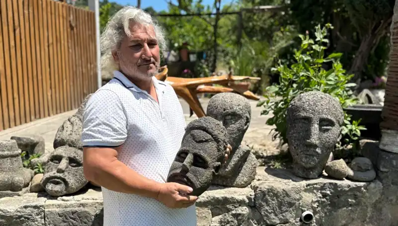 3 Günde Yapıyor, Görenler Tarihi Eser Sanıyor: Bir Sanatçının Hikayesi