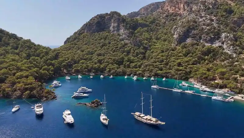Göcek'in Koylarında Yeni Yasak: Müzik Çalmak Artık Yasaklandı!