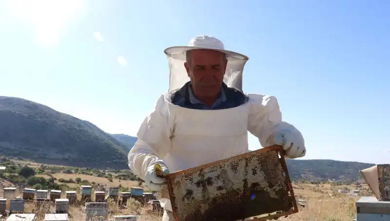 25 Yıl Sonra Geri Döndü: Mobilya Sanayisinde 2 Ton Üretim Başarısı