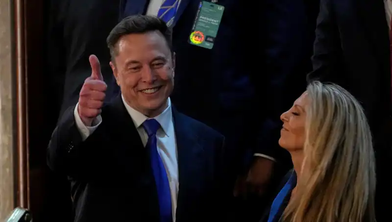Elon Musk’tan Şaşırtan Açıklama: Ukrayna Seçimleri ve Zelenski’nin Şansı