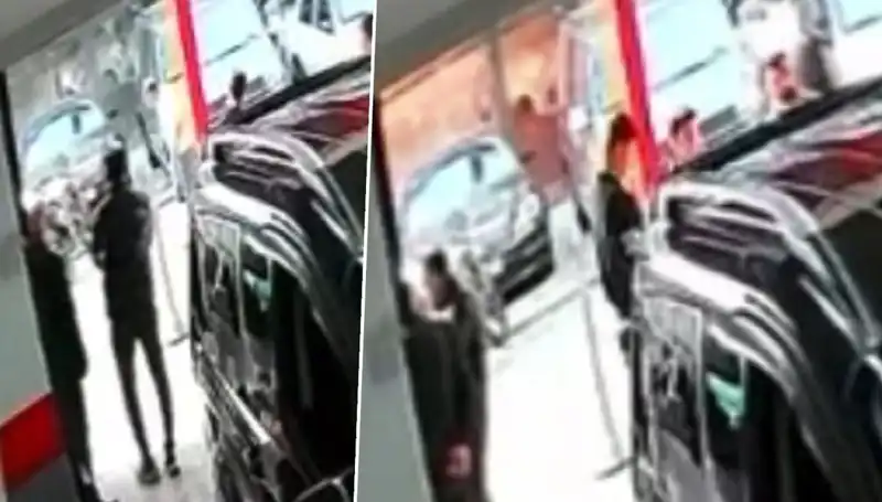 İstanbul'da Galeriye El Yapımı Patlayıcıyla Saldırı: Olayın Ardındaki Gizem Ne?