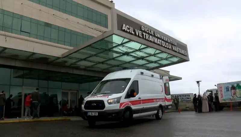 Kuzenini Vuran Adam, Oğlunu da Yaradı: 1 Ölü, 1 Ağır Yaralı