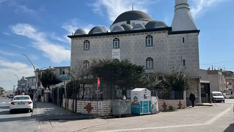 Camideki Sır Perdesi Aralandı: Tuvalette Vurulmuş Bulundu