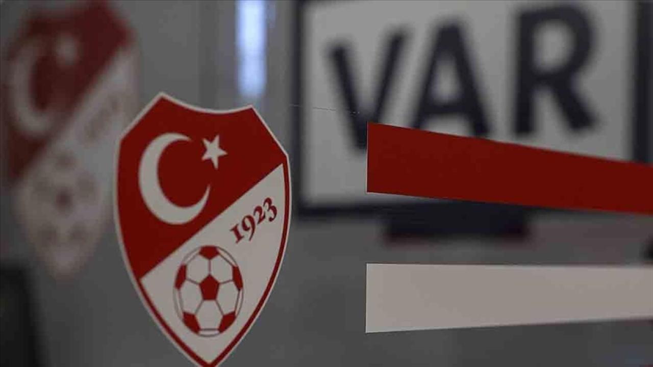 TFF, Türkiye'de yabancı VAR hakemleri kullanacak