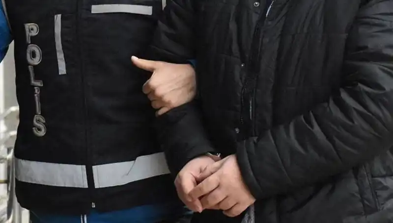 Emniyet ve TSK'da Şok FETÖ Operasyonu: Gözaltılar ve Yeni Gelişmeler
