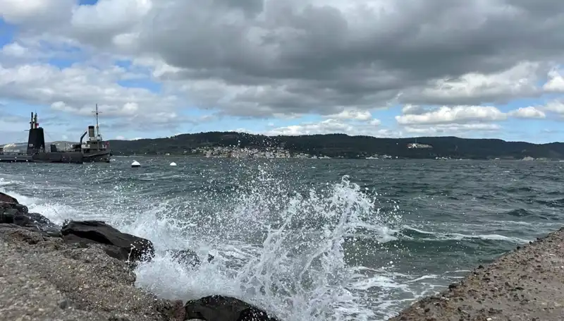 Beykoz Sahillerinde Denize Giriş Yasağı: Tatilcileri Şok Eden Karar
