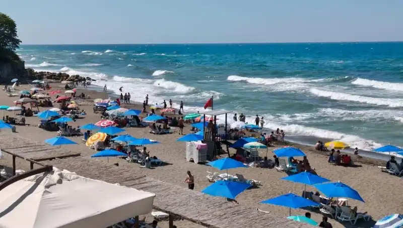 Akçakoca'da Denizde Yasak! İşte Detaylar ve Nedenleri