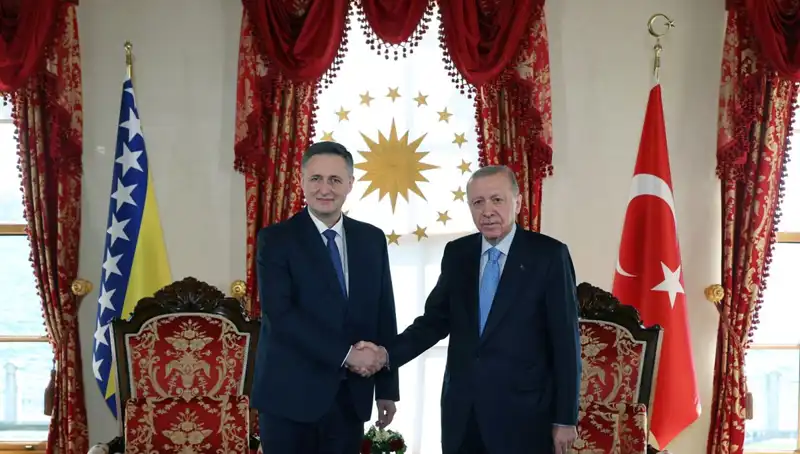Cumhurbaşkanı Erdoğan, Bosna Hersek’li Başkan Becirovic ile Tarihi Görüşme Gerçekleştirdi
