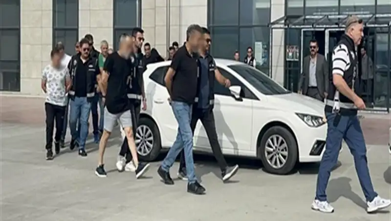 36 Bin Kişiyi Aldatan Turizm Şirketi: Hayal Satarak 10 Milyar Lira Çaldılar