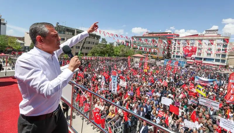 Özgür Özel: Örgütün Silah Bırakmasını Sonuna Kadar Destekliyoruz