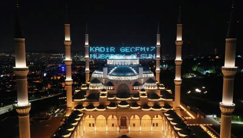 Kadir Gecesi 2025: Unutulmaz Anların Yaşanacağı Tarih