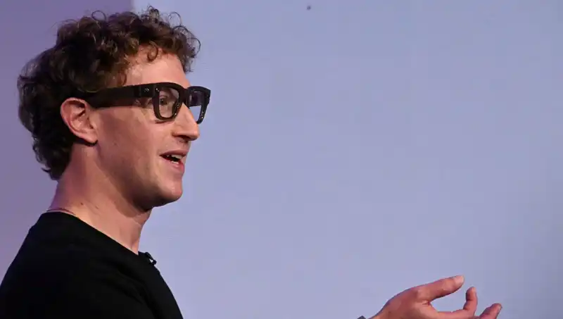 Zuckerberg’in Yenilikçi Gözlüğü: Yapay Zeka İle Geleceği Şekillendirmek