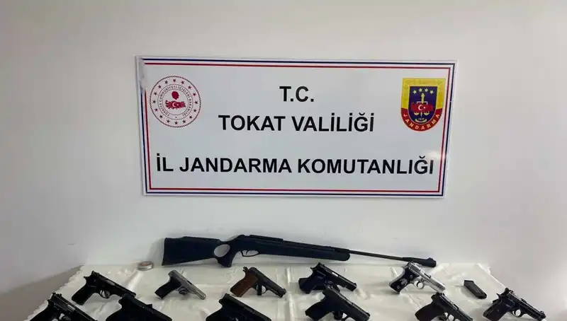 Tokat'ta Şok Kaçak Silah Operasyonu: İki Şahıs Gözaltına Alındı