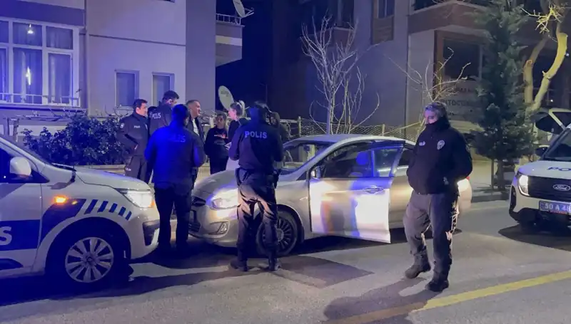 Ele Geçirilen Ehliyetsiz Sürücü, Polis Takibinden Kaçarken İfşaatta Bulundu