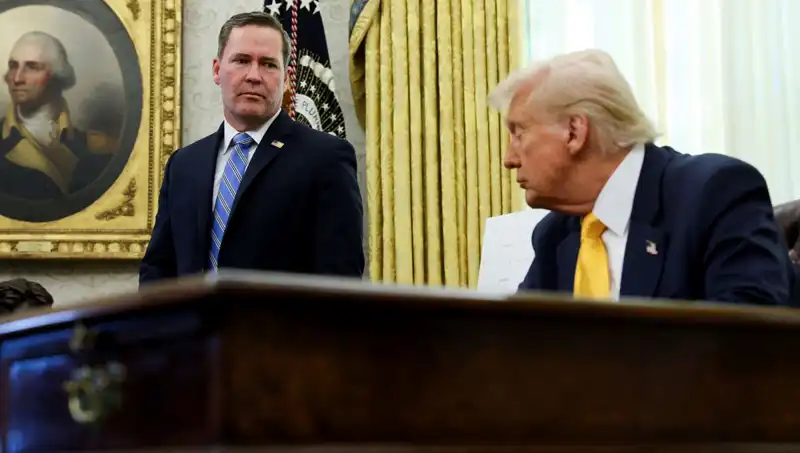 ABD Skandal Savaş Planı Sızıntısı: Trump'ın Danışmanı Sorumluluğu Üstlendi