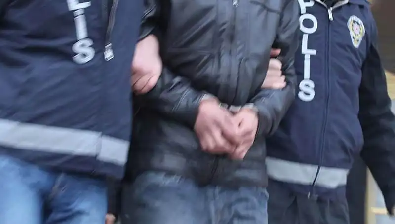 8 İl Genelinde Dolandırıcılık Operasyonu: 34 Kişi Gözaltına Alındı