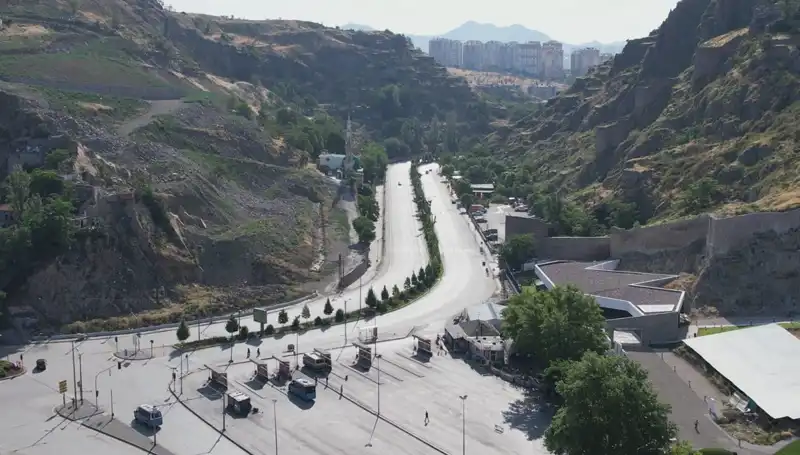 Kurban Bayramı'nda Ankara Sokakları Huzur İçinde Boş Kaldı