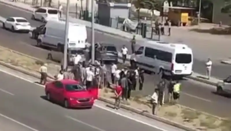 Otomobilin Çarptığı Yaya Hastaneye Kaldırıldı: Olayın Ayrıntıları