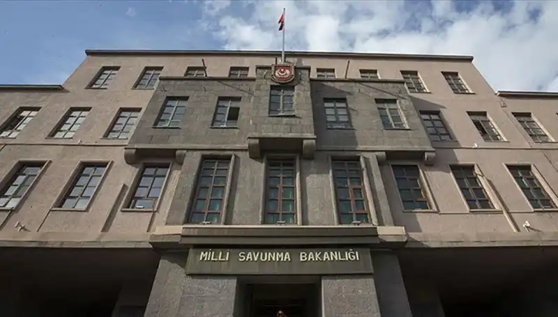 Yunan Askerlerinin Hakaretine TSK'dan Sert Tepki: Neden Bu Davranışları Bekleyemeyiz?