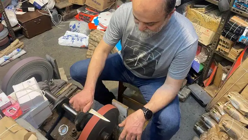 Enginar Bıçakçılarında Hasat Yoğunluğu: Geleneği Yaşatan El Becerileri