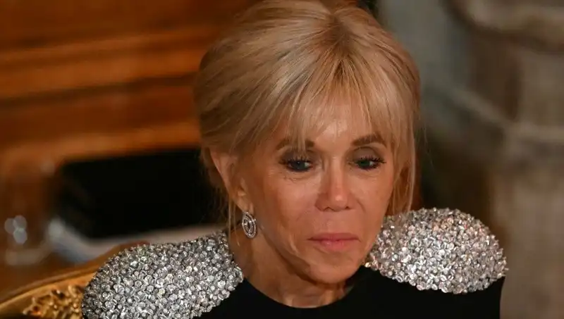 First Lady Davasında Dramatik Karar: "Erkek Olarak Doğdu" Yalanı Reddedildi