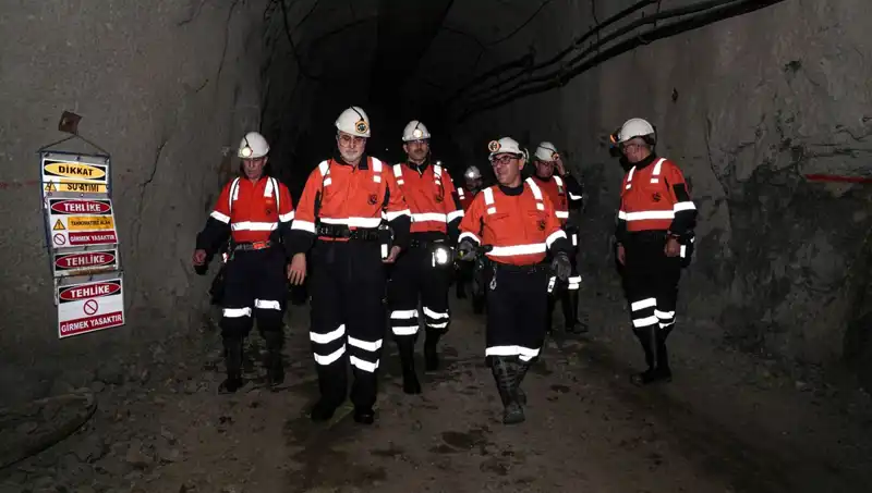 Bakan Işıkhan, Altın Madeninde Yatırım ve Gelecek Vizyonunu Açıkladı