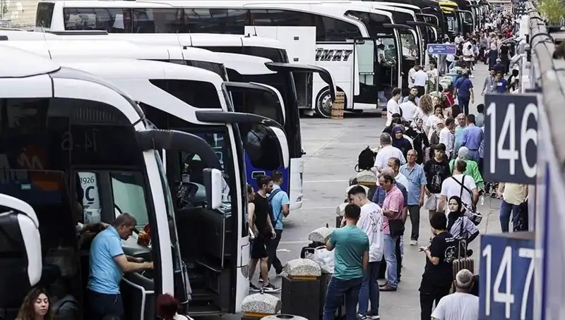 İstanbul'dan Bir Yıl İçinde 369 Bin Kişi Neden Ayrıldı?